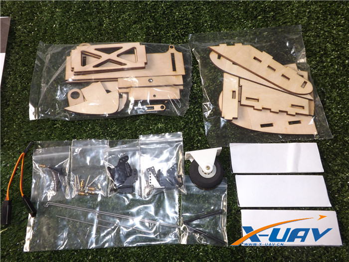 �˾���ũ  [X-UAV] 1300mm �̴� Ż�� FPV ĳ���� ���� ŰƮ 24