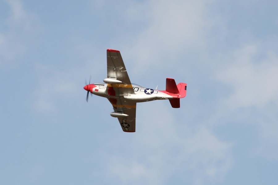 �˾���ũ  [FMS] P-51D V8 RED Tail 1400mm EPO PNP 31