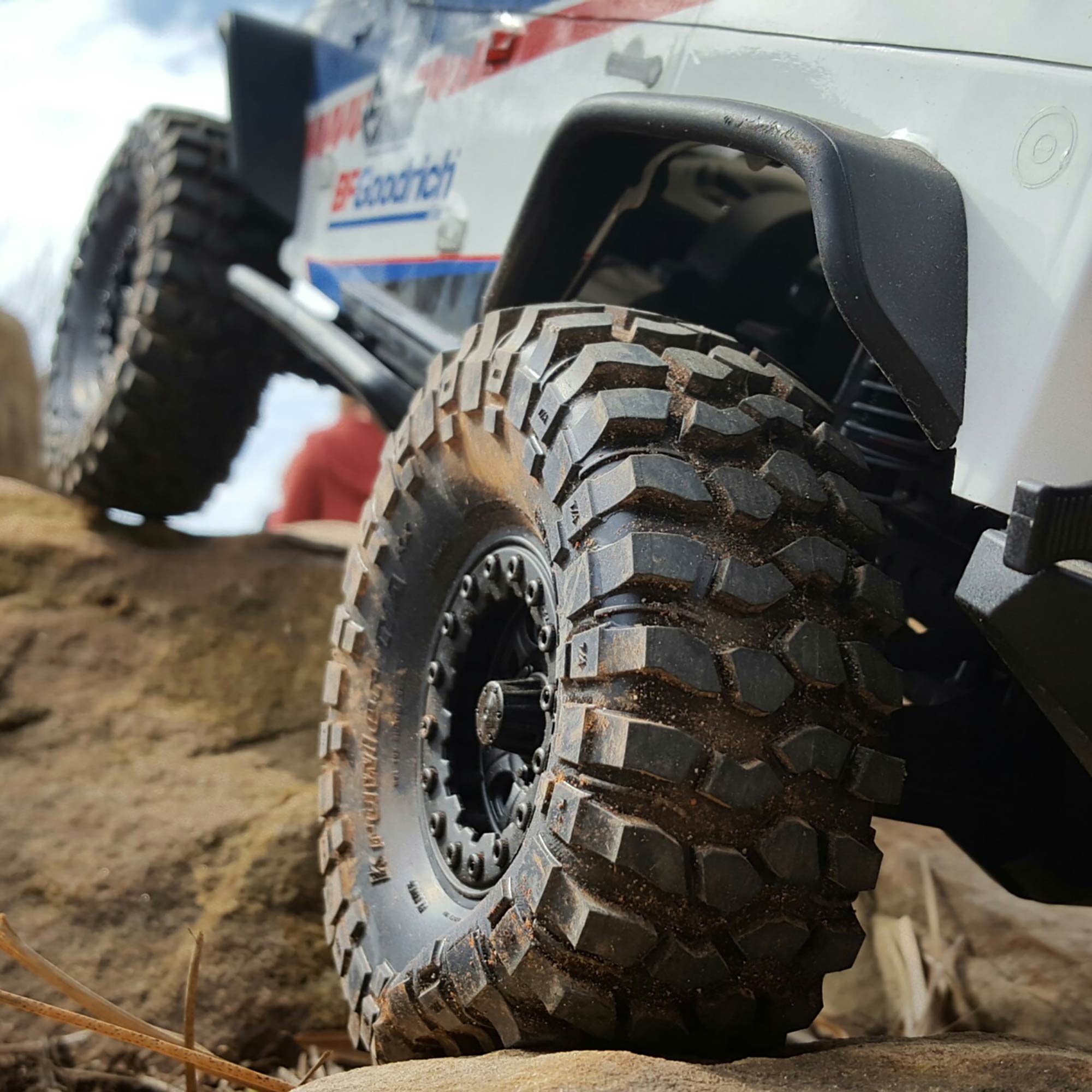 �˾���ũ PRO1013603 [PROLINE-RACING] 10136-03 BFG Krawler T/A KX 1.9 Predator Tires F/R 1