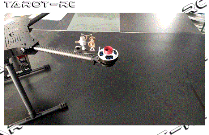 �˾���ũ TL68B49 [TR] ���� ���� ��п� Quick Release Prop Adaptor(12~16mm Hole/CW/Red) 2