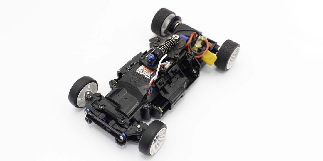 �˾���ũ KY32334R [KYOSHO] MR03RWD r/s Chevrolet Corvette ZR1 Red 5