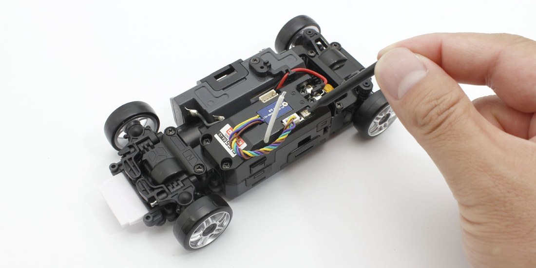 �˾���ũ KY32639W [KYOSHO] MA020 r/s SKYLINE GT-R N1 R32 White 8
