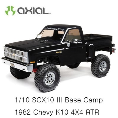 [Axial] 1/10 SCX10 III BC 82 Chevy K10 RTR Black