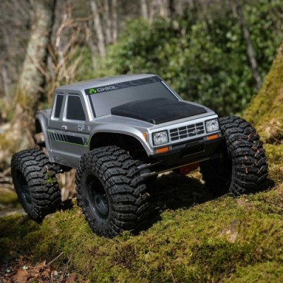 [Axial] 1/10 SCX10 III Coyote 4X4 RTR Brushed Rock Crawler, Silver