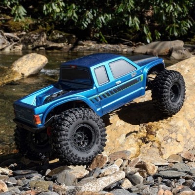[Axial] 1/10 SCX10 III Coyote 4X4 RTR Brushed Rock Crawler, Blue